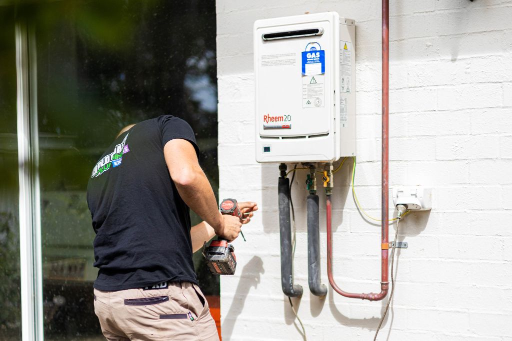 Instant gas hot water plumber Instant gas hot water plumber