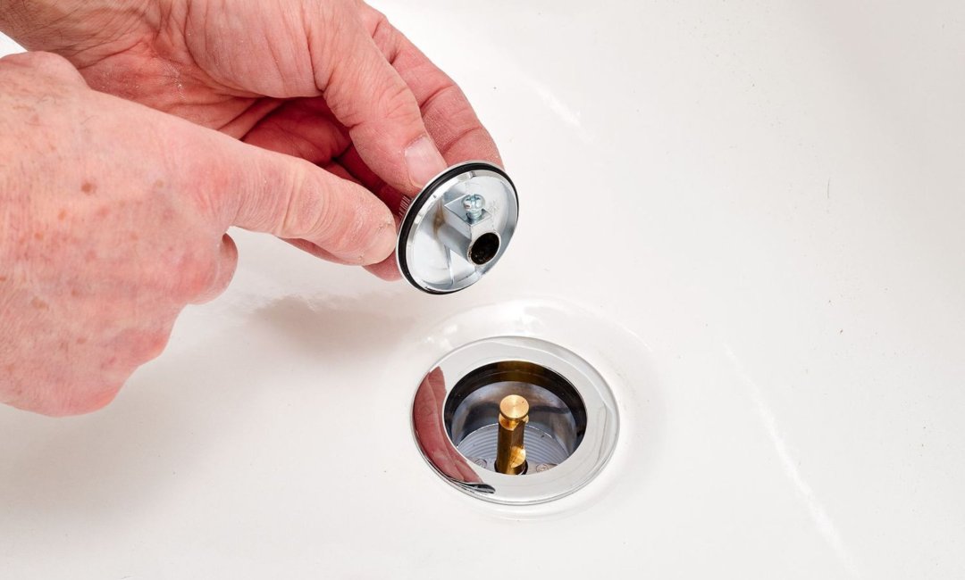 How to remove a bath drain